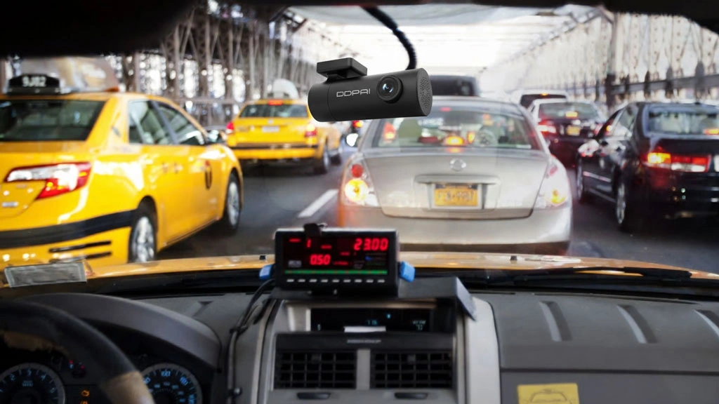بهترین دوربین ثبت وقایع خودرو برای تاکسی